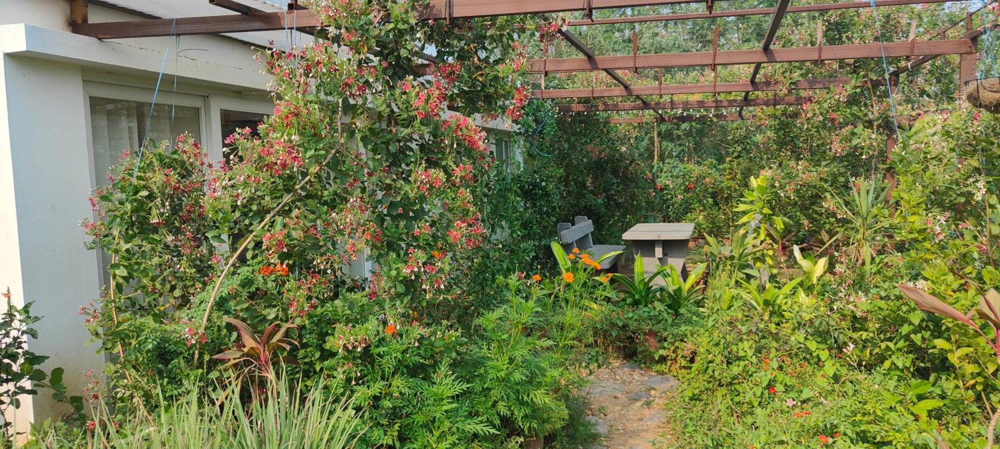 Vaksana Farm Stay Gudraippattu Eksteriør bilde
